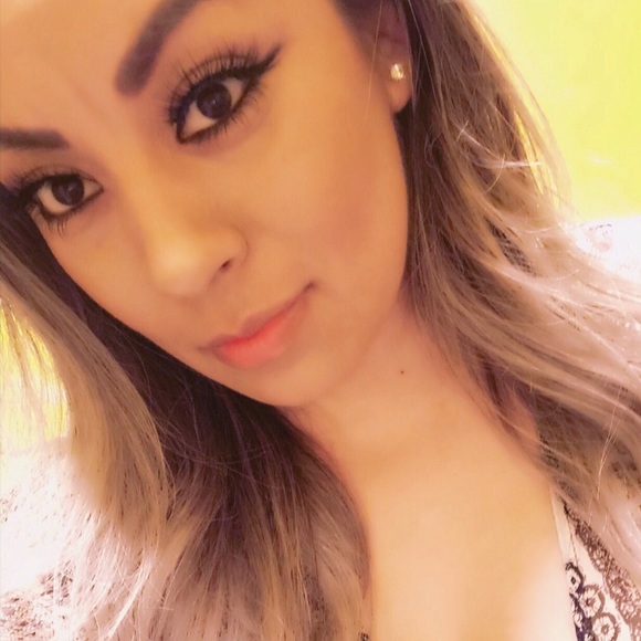 alexa_yellow